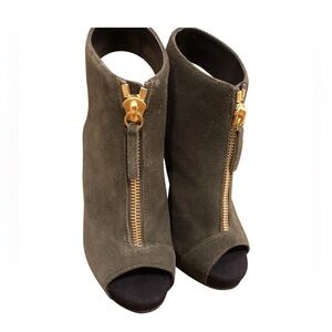 Giuseppe Zanotti green suede sandals